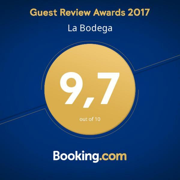 La Bodega Guest House Los Llanillos Exterior photo